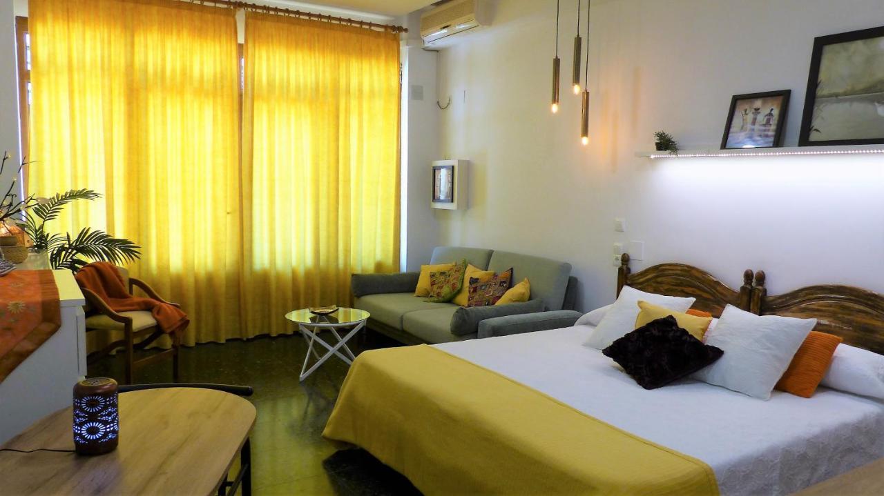 Estudio Con Encanto En La Carihuela Torremolinos Kültér fotó